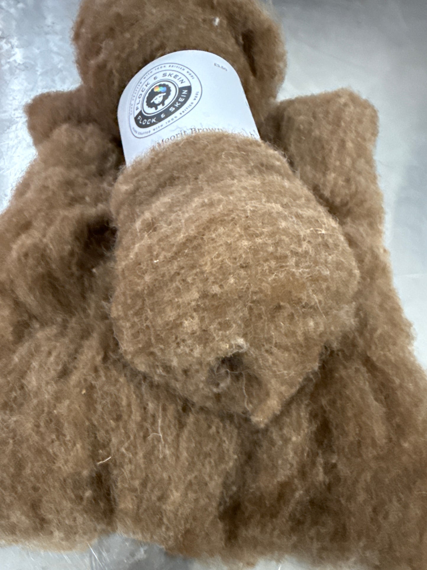 Carded  Shetland  Batt -Natural White / Grey Fawn