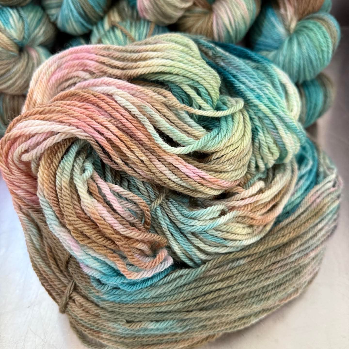 'Art Deco' Polworth - Aran (Merino x Lincoln Longwool)