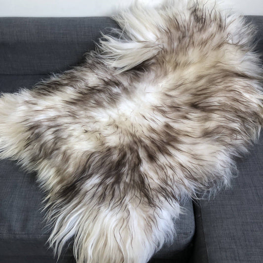 Icelandic Sheepskin Rug - Timberwolf